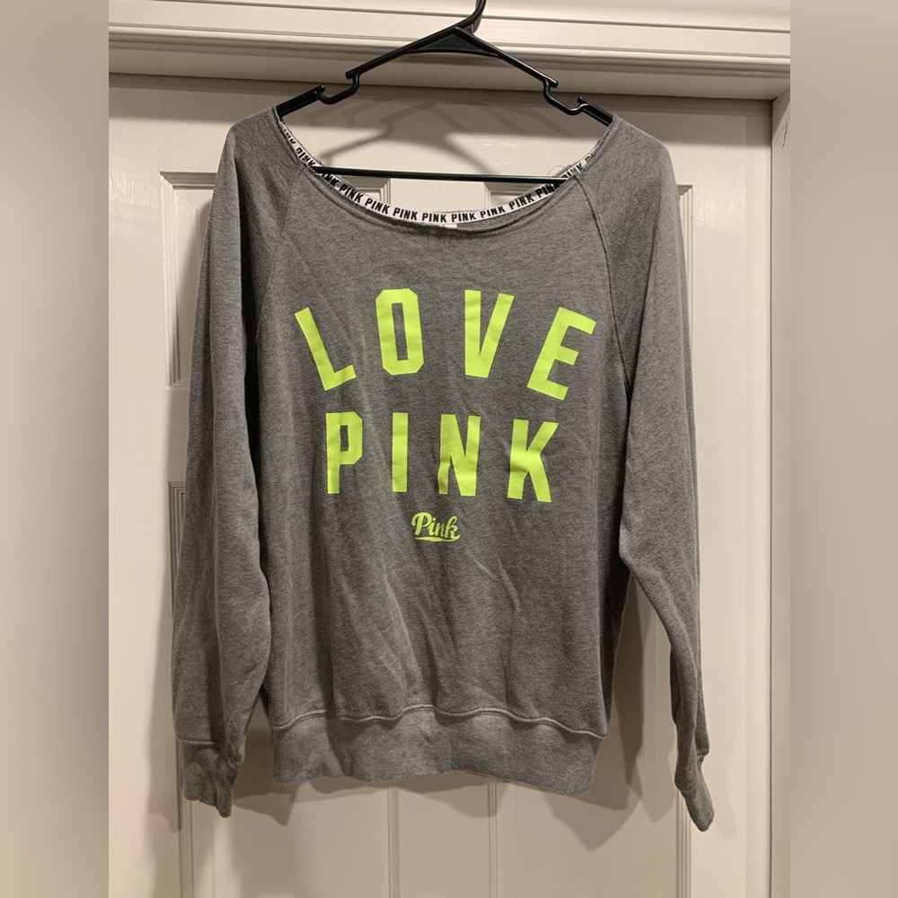 VS Pink Top Size Small